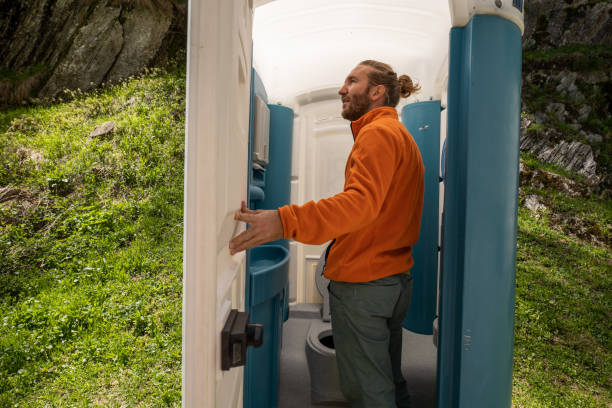 Best Luxury portable toilet rental  in Colfax, CA